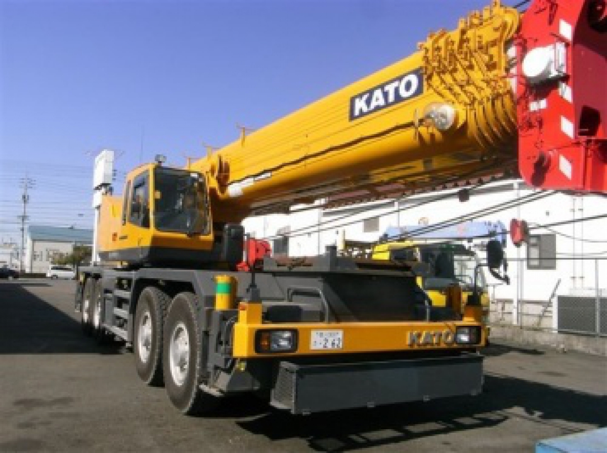 Автокран KATO KR70H